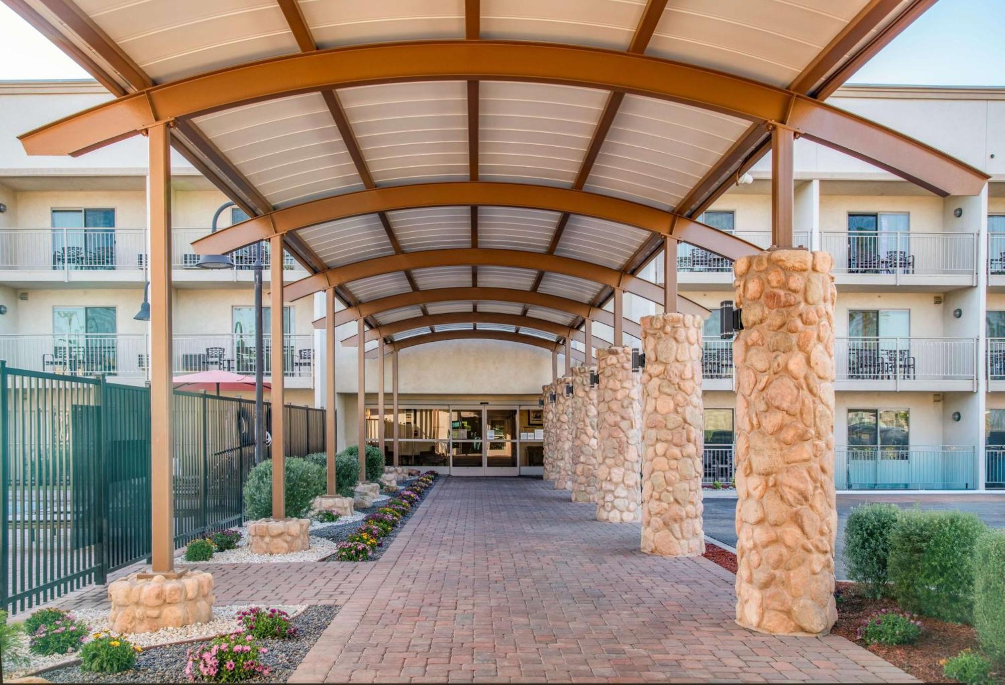 Hampton Inn Channel Islands Harbor Oxnard Exterior photo