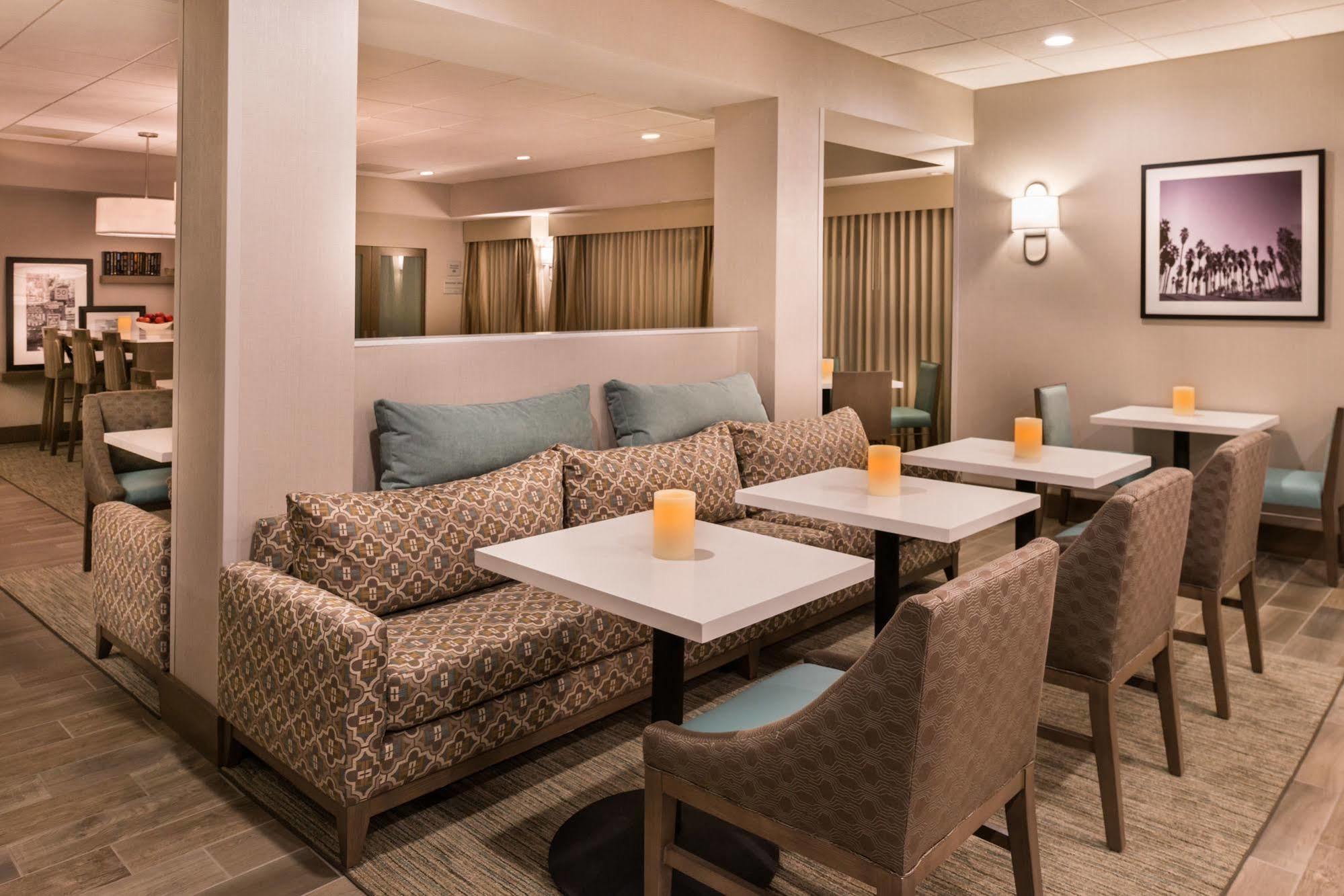 Hampton Inn Channel Islands Harbor Oxnard Exterior photo
